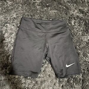 Nike Black Athletic Shorts Lightweight Design